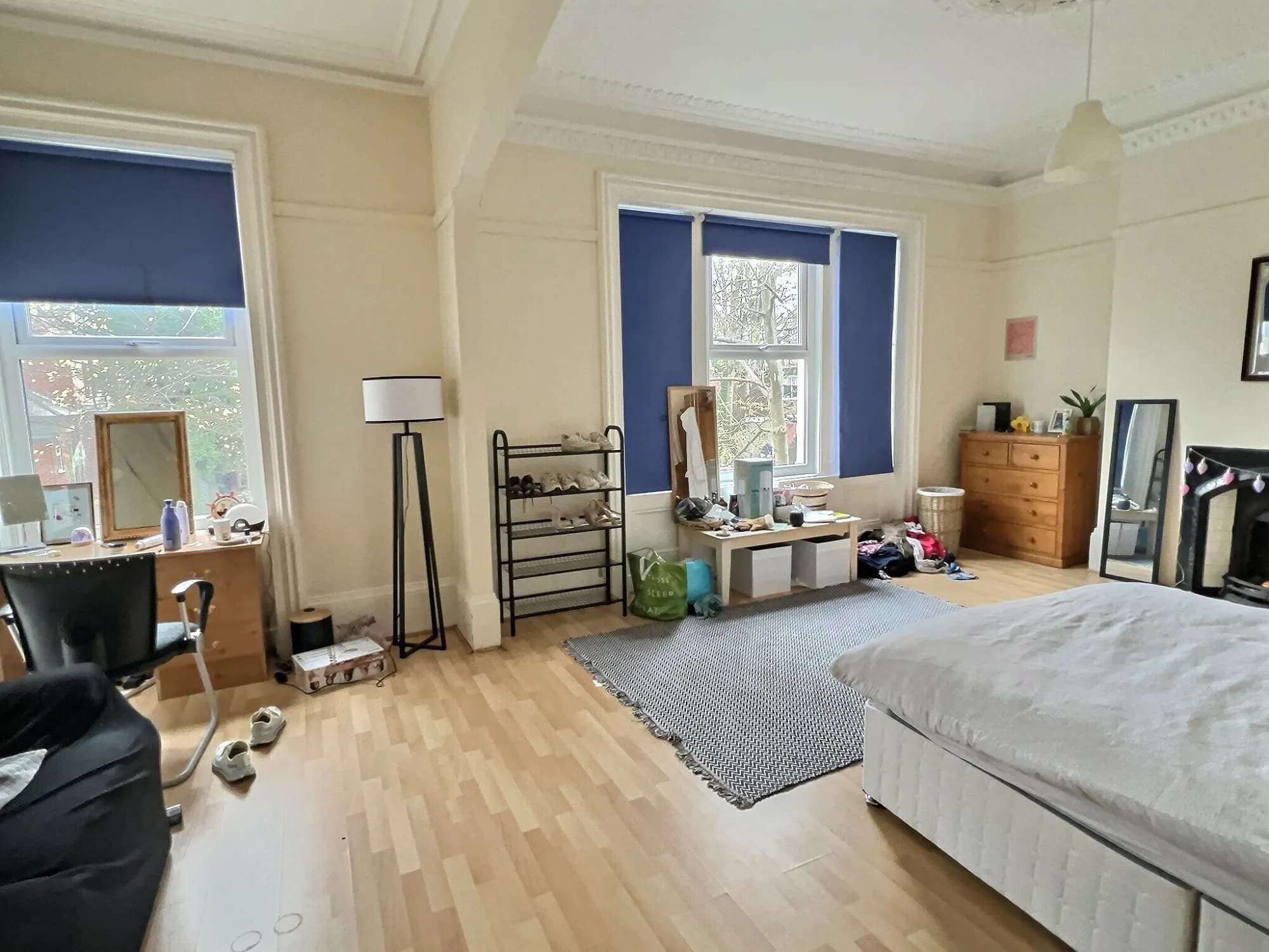 7 Beds, photograph 4
