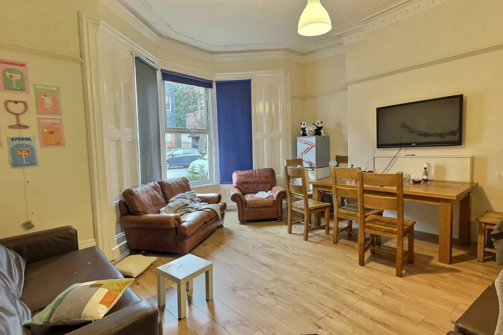7 Beds, photograph 10